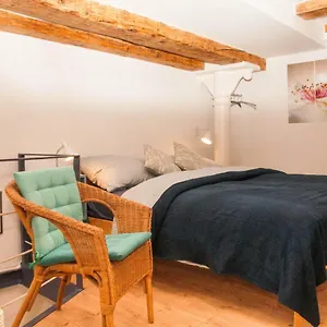 Stylish With Castle View & Free Parking Appartamento Lubiana